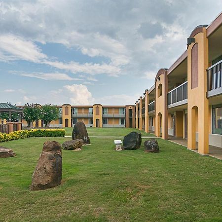 Red Roof Inn Forsyth Ngoại thất bức ảnh