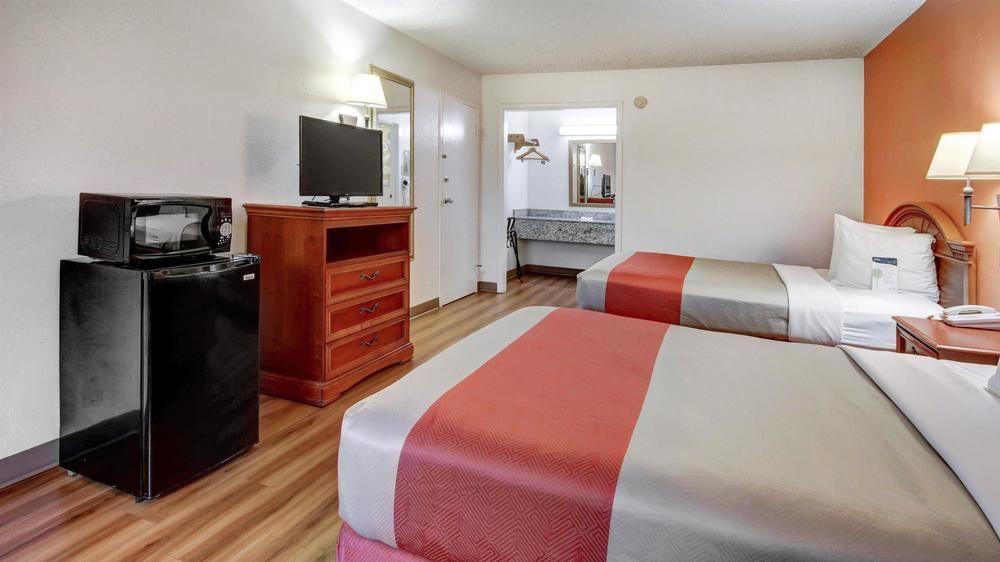 Red Roof Inn Forsyth Ngoại thất bức ảnh