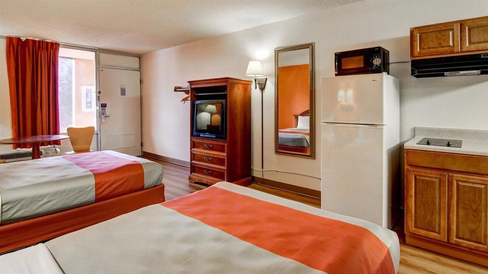Red Roof Inn Forsyth Ngoại thất bức ảnh